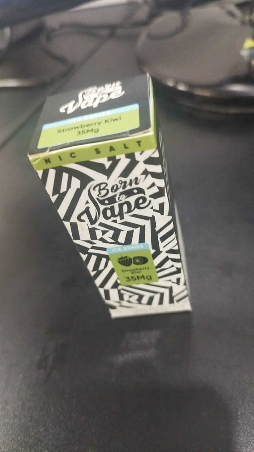 Born to vape Srawberry Kiwi foto real